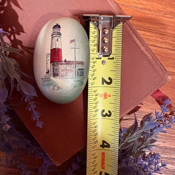 Montauk Point Light Hand-Painted Lighthouse Decorative rock  (2015) - Picture 6 of 7